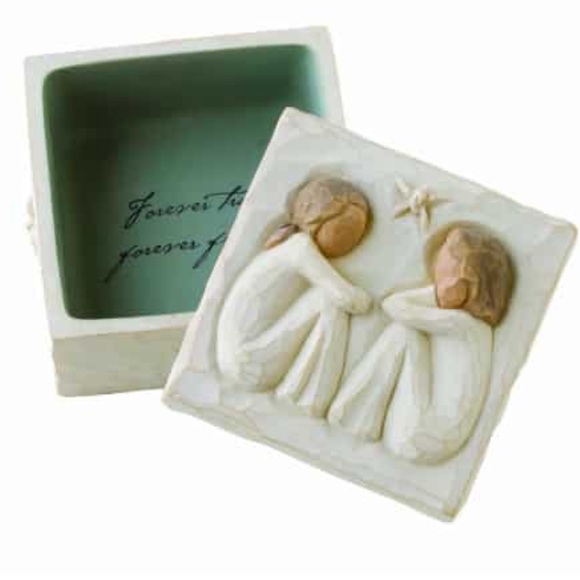 Willow Tree Friendship Keepsake Box - MINT Condition! - Picture 7 of 8